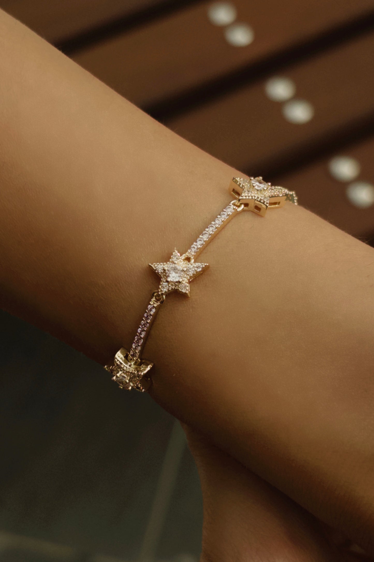 SHINY STAR GOLD | VIP