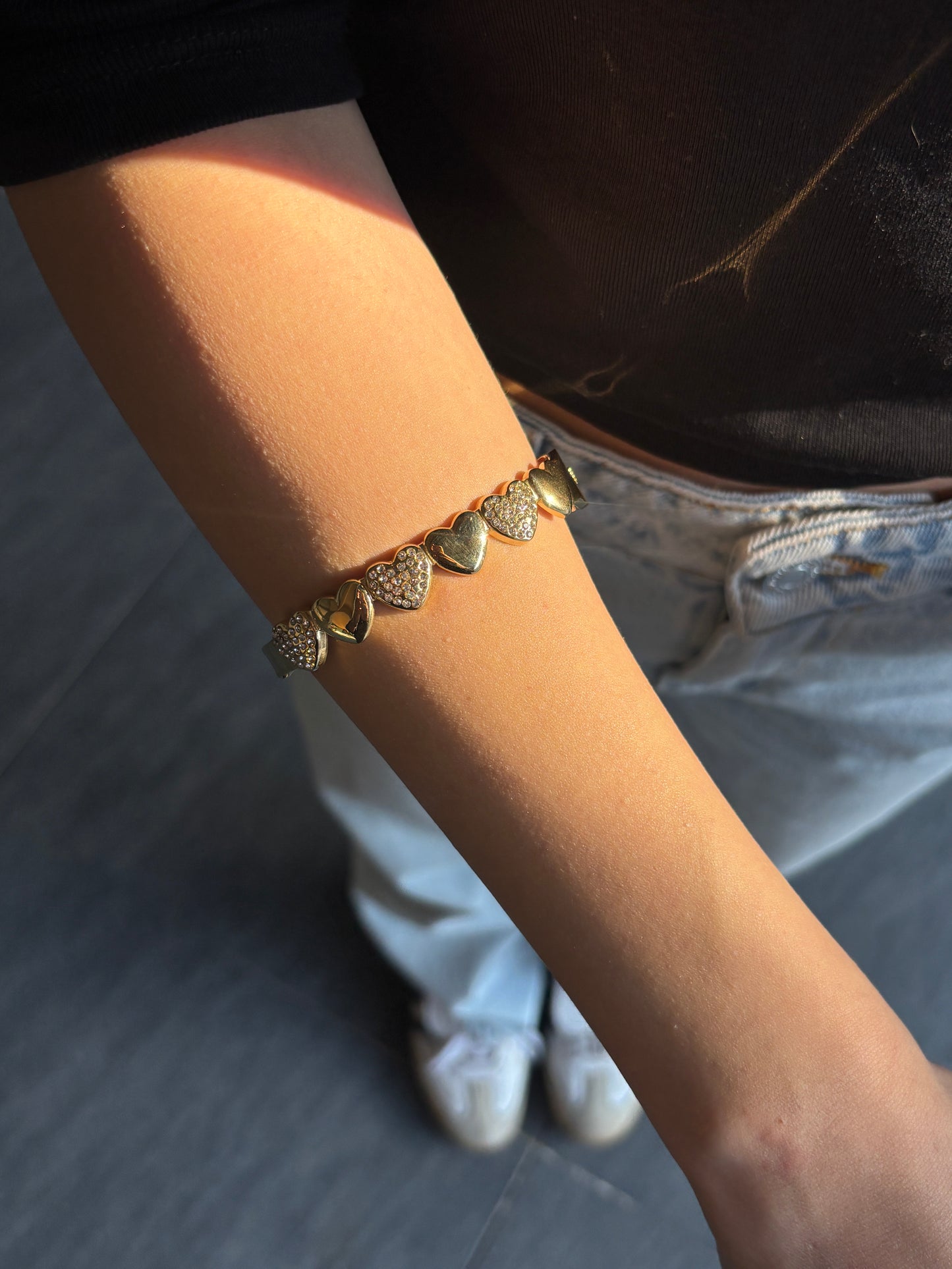 KALP TAŞLI KELEPÇE