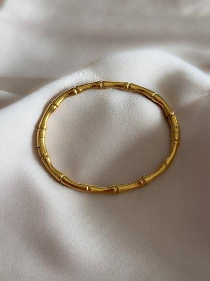 KAPALI BAMBU KELEPÇE