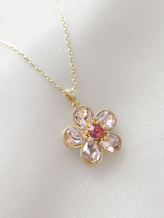 PEMBE ÇİÇEKLİ KOLYE