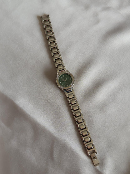 TAŞLI YEŞİL KADRAN SAAT SILVER